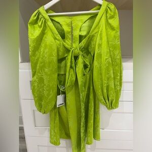 NEW!! NEVER WORN! BRAND: LAAGAM, COLOR: GREEN SIZE: MEDIUM